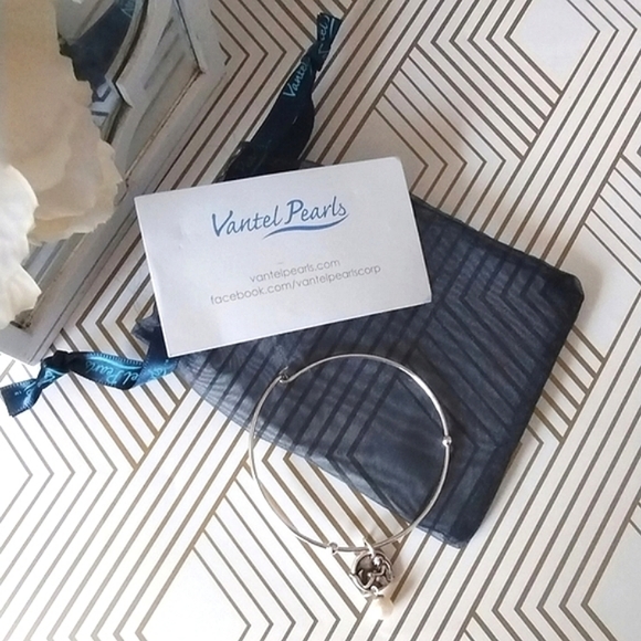 Mermaid Charm Bracelet by Vantel Pearls - Picture 9 of 12